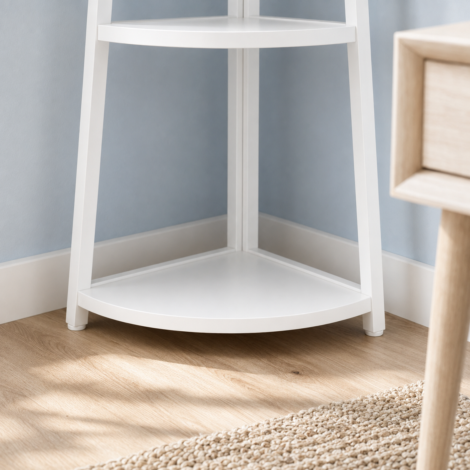White | Detail 1
